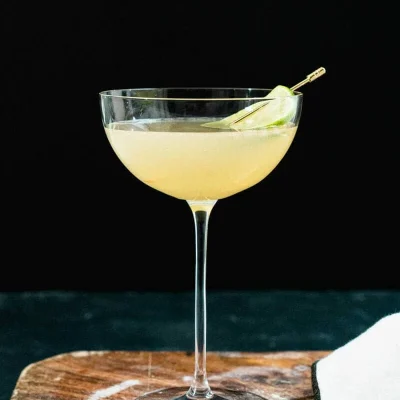 Gimlet-001